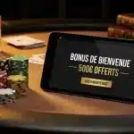 Jetons de casino et tablette affichant un bonus sans dépôt de 10 euros